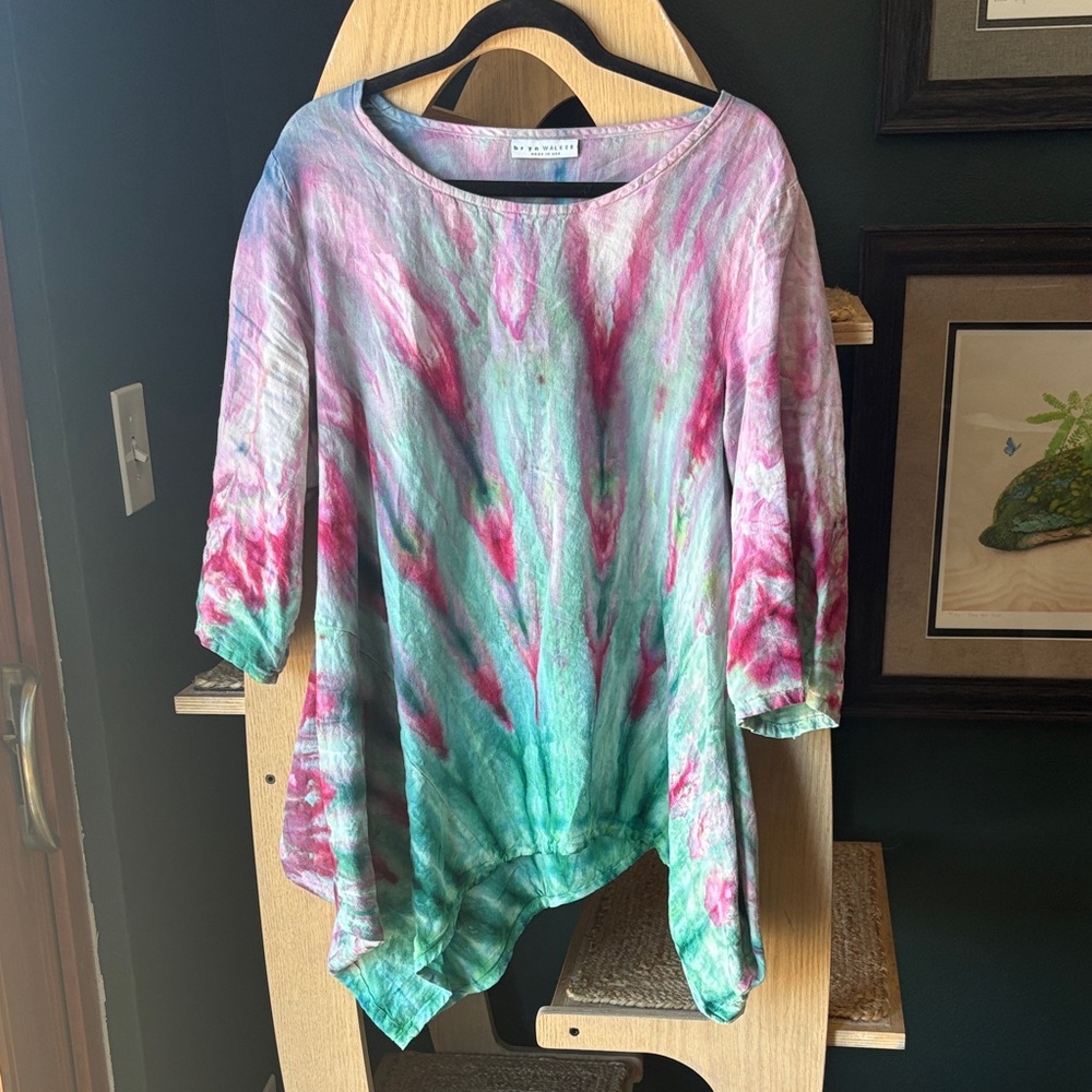 bryn Walker Pink & Teal Ice-Dye Linen Scoop Neck Asymmetric Tunic